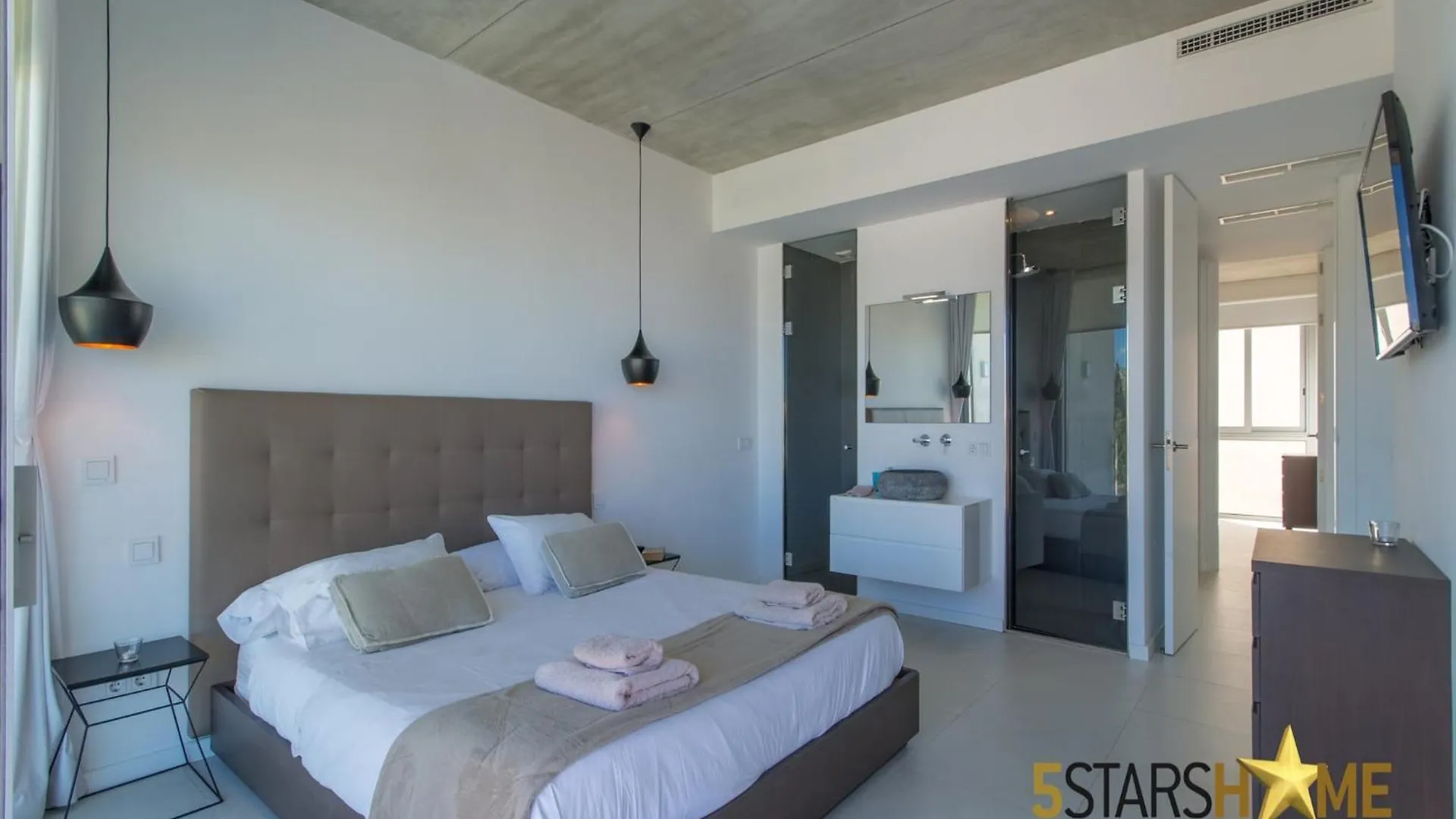 Modern Villa In Barcares Near Beach Alcudia