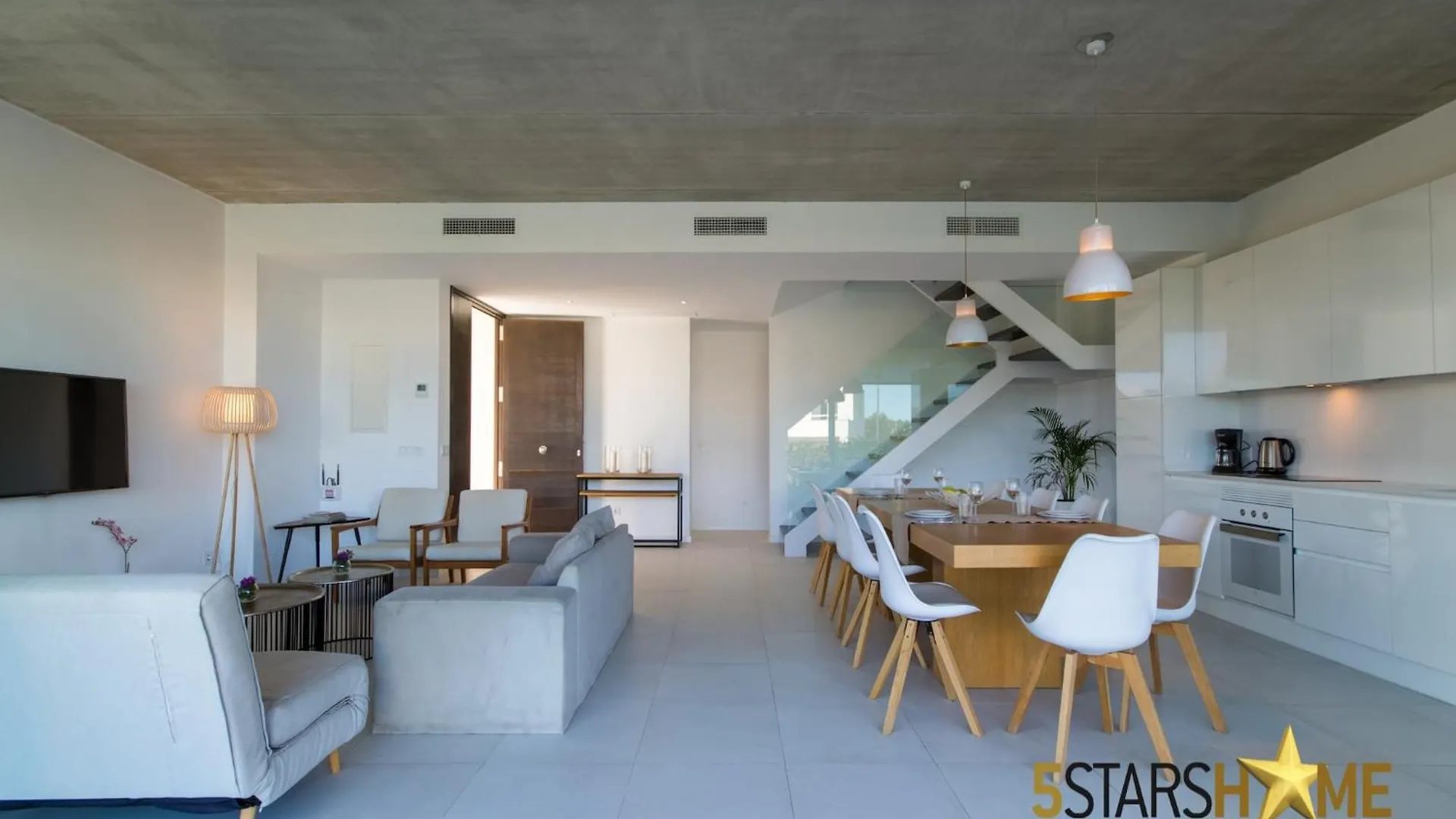 Modern Villa In Barcares Near Beach Alcudia